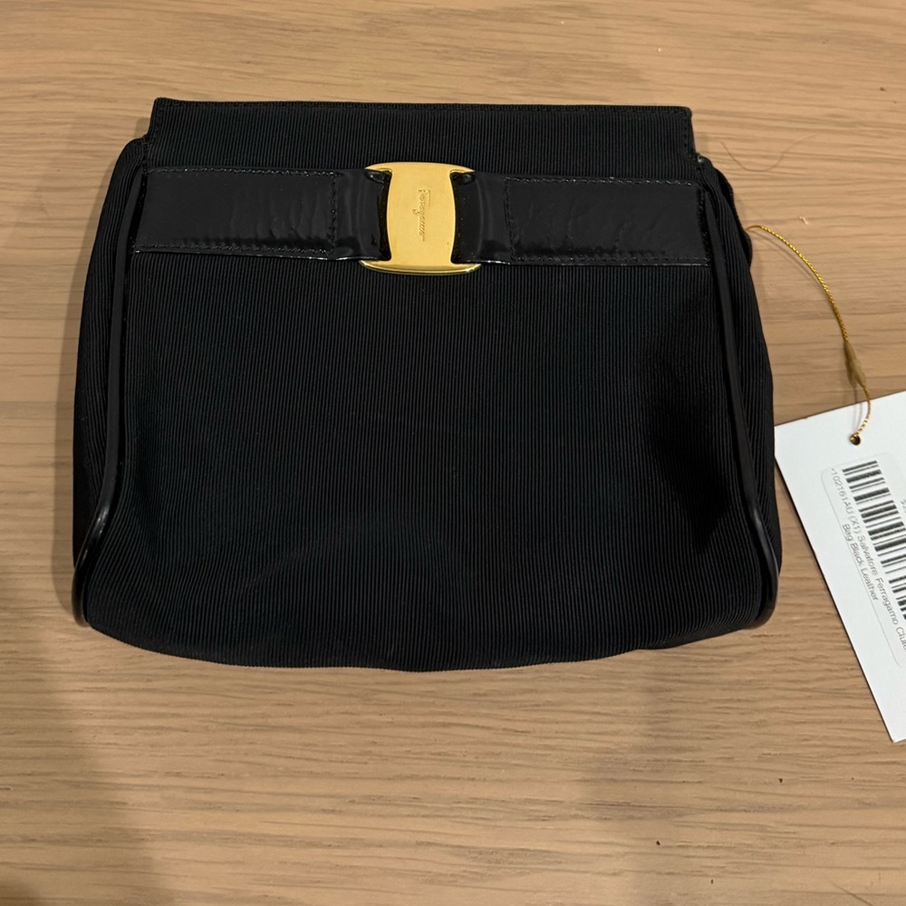 Salvatore Ferragamo Retro Bow Vara Clutch Soft Nylon Black Small Zip Pouch Logo